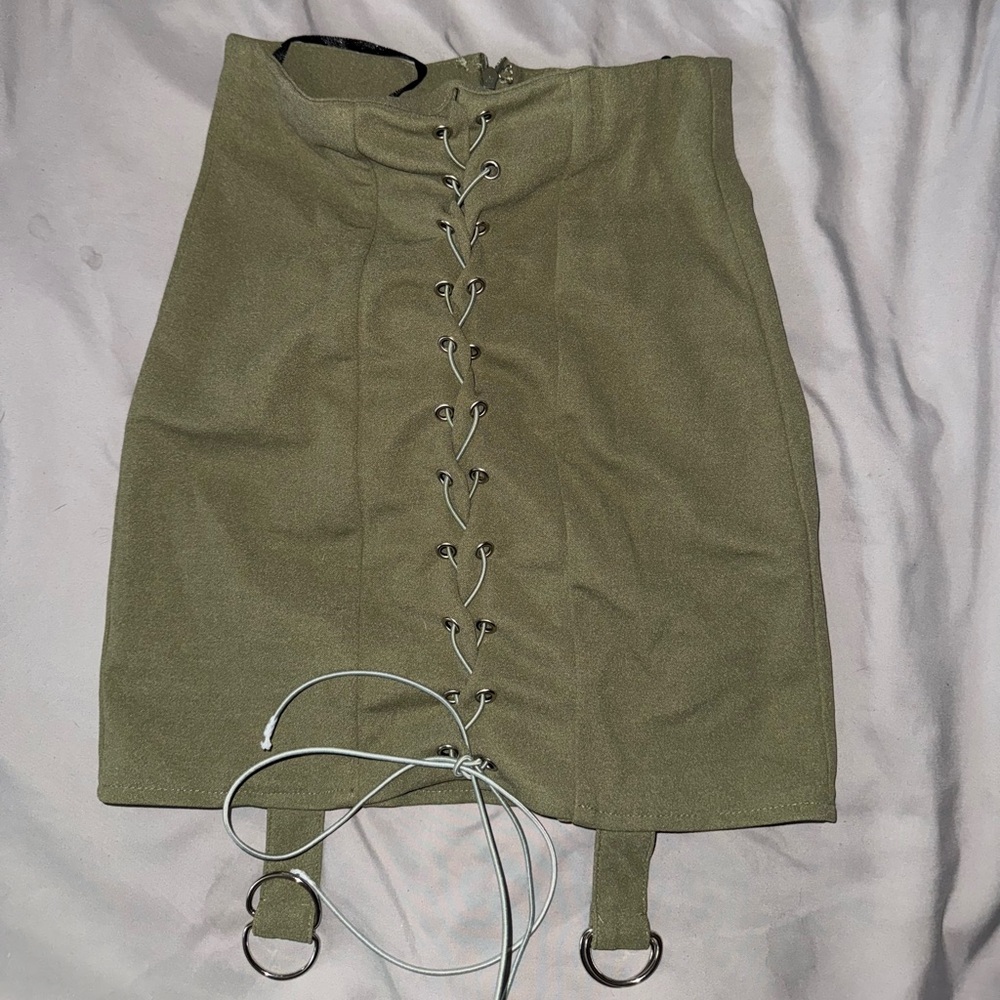 MISSGUIDED army green fitted mini skirt